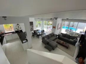 Alicante Sud Luxury Villa with Private Pool - Image 4