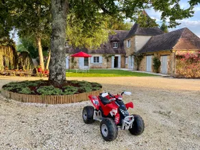 Large house with heated swimming pool and spa on a 4-hectare property - Image 3