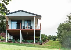 Cabin 4 - Image 4
