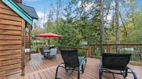 Lux Glacier Home, covered hot tub/King/Fiber wifi - Image 4