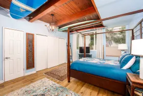 Classic beachfront home in Seal Beach, CA - Image 2