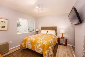 Classic beachfront home in Seal Beach, CA - Image 5
