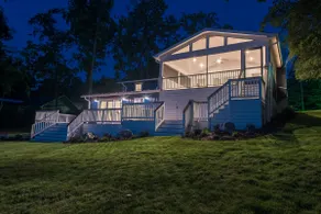 Beautiful Lakefront Home - Huge Views - Image 5