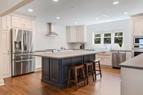 Beautiful Lakefront Home - Huge Views - Image 3