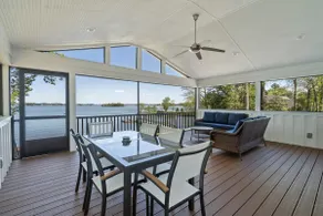 Beautiful Lakefront Home - Huge Views - Image 2