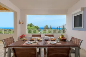 Villa Evelyn - Image 1