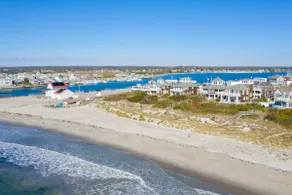 Experience Paradise! Stunning Beachfront Home, Your Ultimate Coastal Retreat! - Image 3
