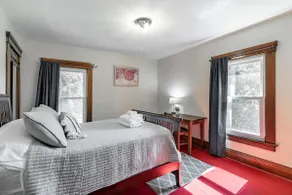 Bright Kent Retreat | Walk to Downtown & KSU - Image 3