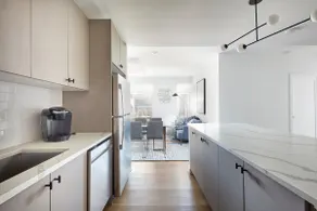 Modern 3 BR loft -shared deck - gym - mins to NYC - Image 3