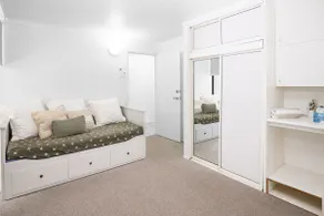 Spacious 3 bedroom resort style apartment with a/c - Image 5
