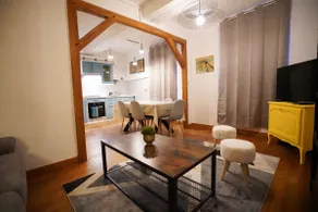Spacious and cozy 3-room apartment, facing south, very close to the Loire River - Image 3