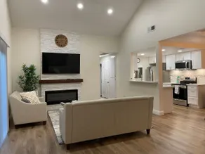 Cozy Getaway Near the Heart of Sacramento - Image 3