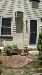 Annapolis Small House in Historic District. - Image 2