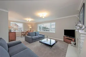 Island View - Image 4