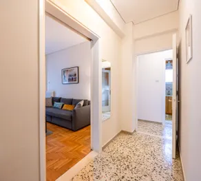 55 sqm apartment in the center with free parking - Image 3