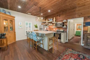 The Guest House - Image 5