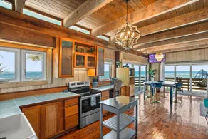 Penthouse Artist Haven - Image 5