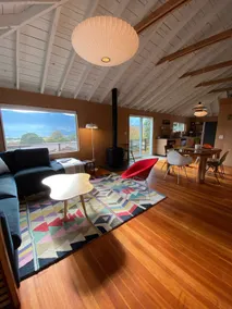 Bingen House 4 - Gorgeous Gorge Views - Stocked - Image 2