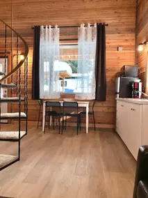 Spirit Bear Cabin, with Loft and Hot Tub !! - Image 3