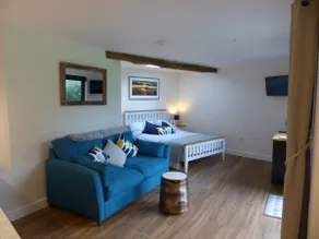 Conkers - a new bespoke rural escape near Glastonbury - Image 3