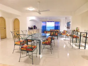 Panoramic View: Spacious Apartment - Image 2