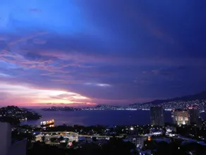 Panoramic View: Spacious Apartment - Image 3