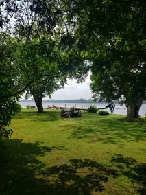 Newly Renovated 3 Bedroom Cabin on the lake! - Image 3