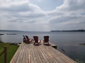Newly Renovated 3 Bedroom Cabin on the lake! - Image 5