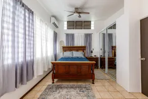Rainforest Retreat 15 min from the beach - Image 4