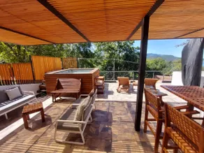 Apartment for 6 with rooftop and jacuzzi - Image 3