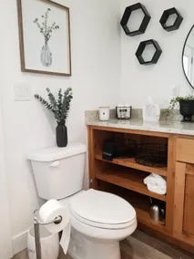 Cozy Studio-Washer/Dryer, Heated Floors & Firepit - Image 3