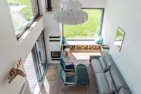 A window to peace - Image 2