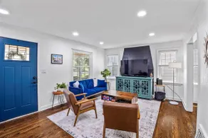 3-Bed Waldo Home | Cozy, Quiet & Centrally Located - Image 3