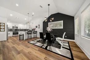 Spacious -4 bedroom with private basement suite’ - Image 3