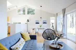 Sweet Westcoast Suite with Amazing Ocean Views - Image 5