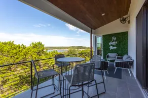 Lake Travis Views | Modern | Golf | Boat Rental - Image 3