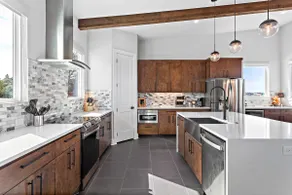 Lake Travis Views | Modern | Golf | Boat Rental - Image 2