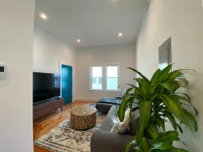 Modern Downtown Salem 3 Bedroom | Park & Play - Image 5