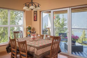Casa LoDel - 3-bdr Luxury Lake View Shuswap Villa - Image 2