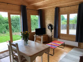 Lovely cabin with country views in popular Somerset village. - Image 4