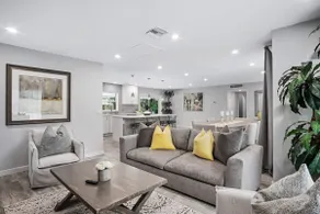 Attention Naples Lovers! Entire Home - Heated Pool, Jacuzzi and Screened Patio  - Image 5