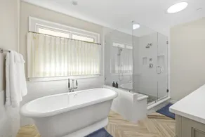 High End Luxury in the Heart of Atlanta - Image 4
