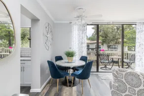 Spotless Stylish 1 Bedroom Condo Steps to Beach & Pool - Image 3