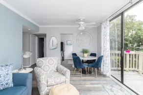 Spotless Stylish 1 Bedroom Condo Steps to Beach & Pool - Image 5