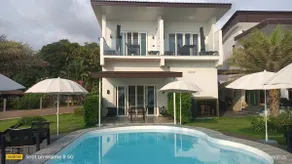 Entire oceanfront villa with pool - Image 2