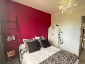 90 m² F3 apartment in Montpellier - Image 2