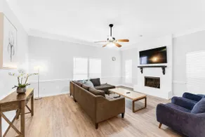 King Bed*Grill*Modern Family-Friendly3BR - Image 5
