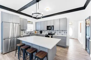 King Bed*Grill*Modern Family-Friendly3BR - Image 3
