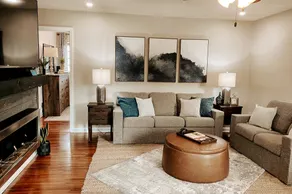 Midtown Cottage- Self Check-In & Centrally Located in Owensboro - Image 2