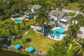 Crane Creek Inn Waterfront Bed & Breakfast - Image 5
